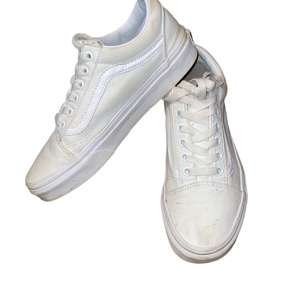 •VANS• OLD SKOOL LOW TOP LACE UP TRIPLE WHITE SNEAKERS VGUC SIZE 6.5 - Picture 2 of 9